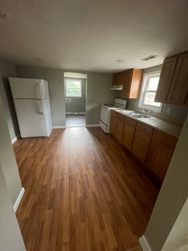 Foto del edificio - Cozy 2 Bedroom Home for Rent with Fenced Y...