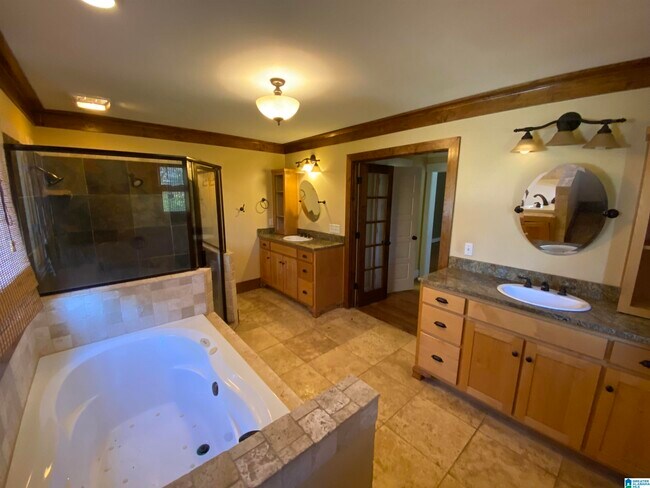 Foto del edificio - 1200 Hueytown Rd