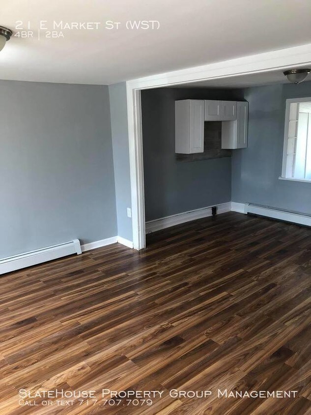 Primary Photo - Pet Friendly 4 Bed 1.5 Bath house