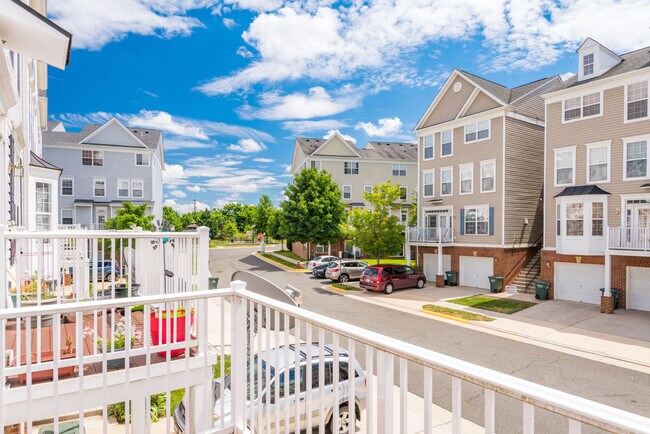 Building Photo - 13661 Venturi Ln