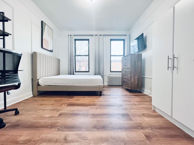 Furnished room/NOT APARTMENT - Furnished room/NOT APARTMENT