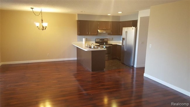 Building Photo - 4884 Harbor Point Dr