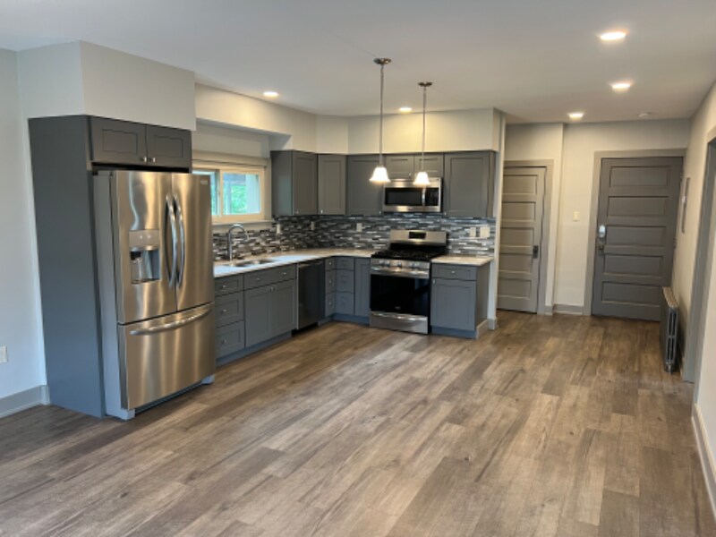 Foto principal - 3030 5th Ave