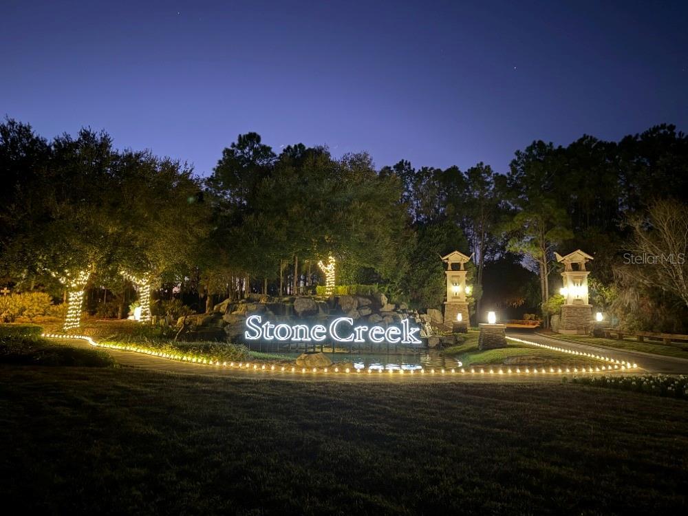 Building Photo - 5475 SW 87th Ter