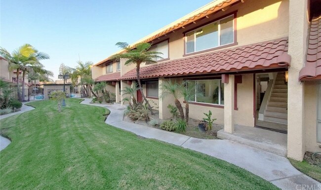 Foto del edificio - 9771 Acacia Ave