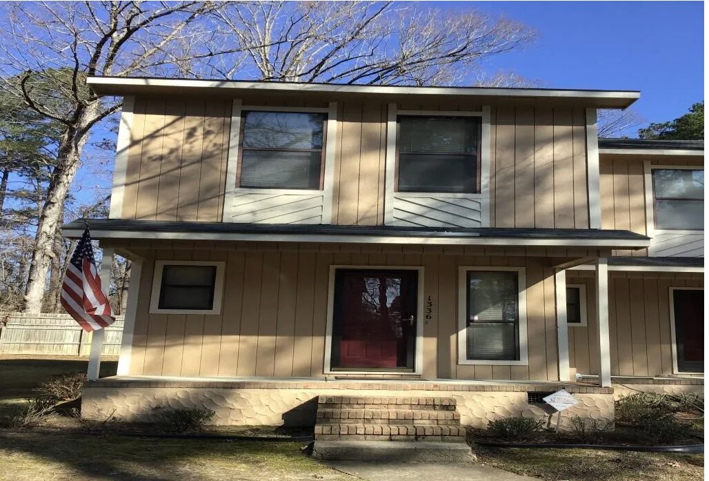 Foto principal - 1336 N Forest Dr