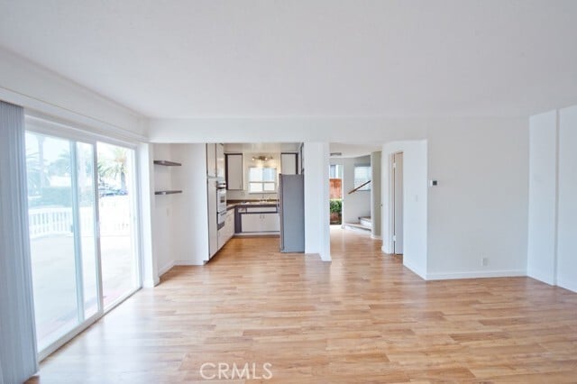 Building Photo - 219 Avenida Granada