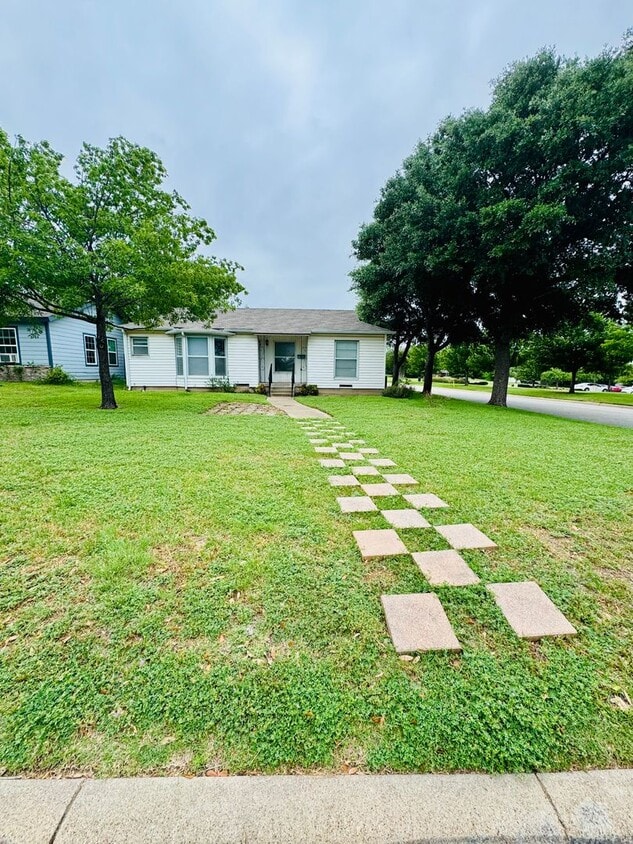 Photo - 4900 Geddes Ave (Fort Worth, TX)