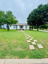 Building Photo - 4900 Geddes Ave