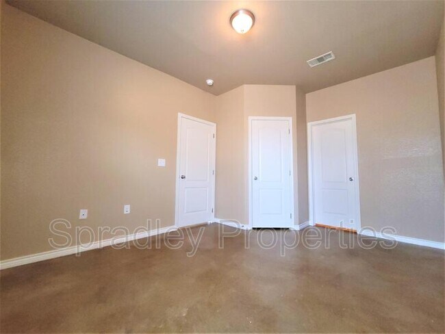 Building Photo - 4873 Deep Drive