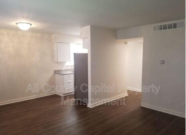 Foto del edificio - 3415 Willowrun Dr