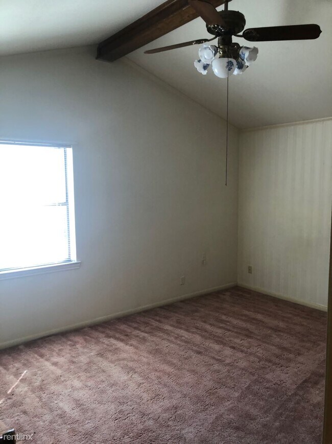 Building Photo - 2 br, 1.5 bath Townhome - 912 Tortuga Ln