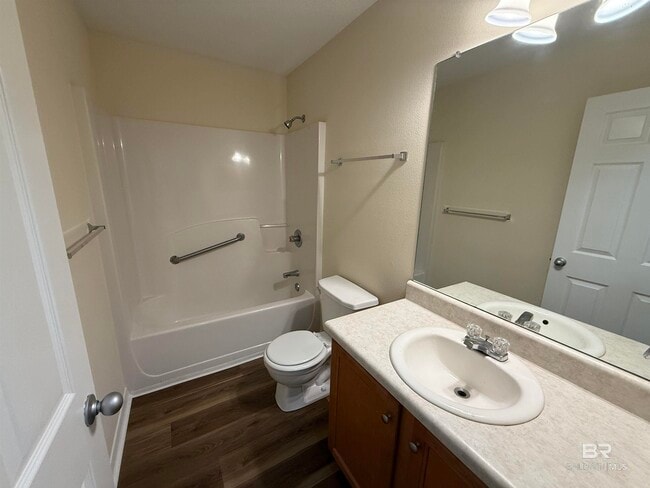 Foto del edificio - 104 Kemper Ln