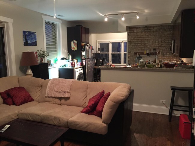 Foto del edificio - 2611 W Lawrence Ave