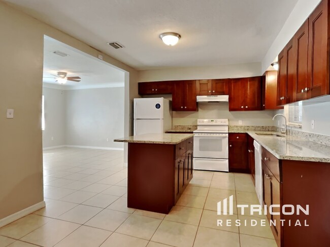 Foto del edificio - 4015 46th St N
