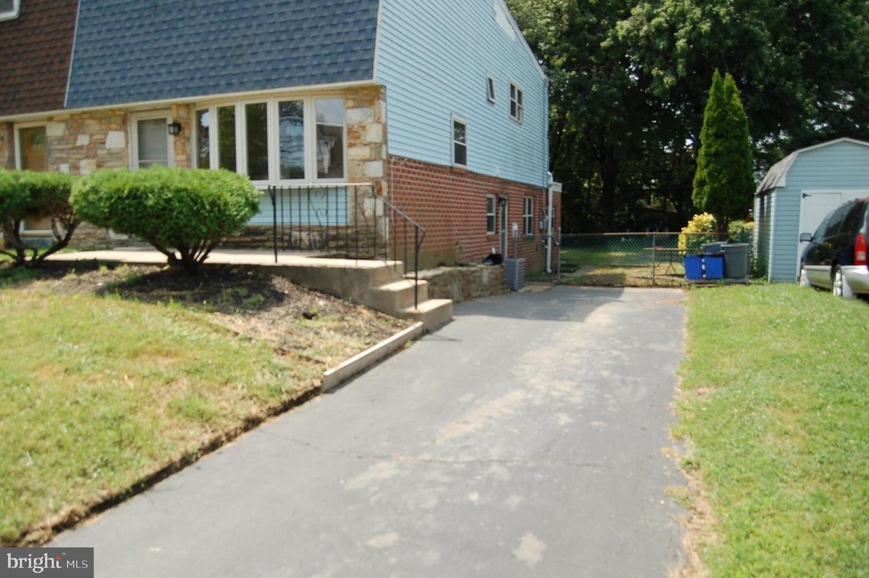 1034 Foster St, Philadelphia, PA 19116 House Rental in Philadelphia