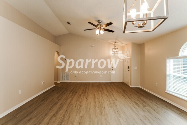 Foto del edificio - 12908 Odyssey Lake Way