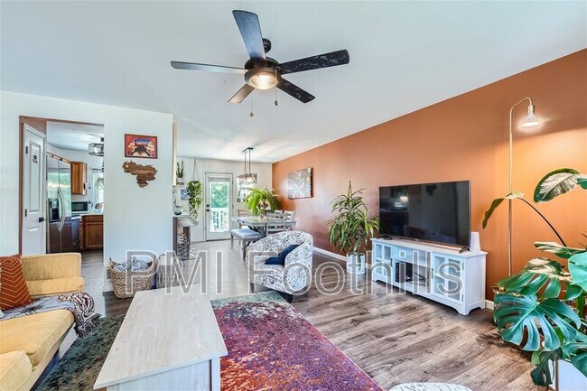 Foto del edificio - 11516 W 102nd Pl