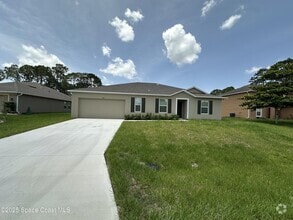 Building Photo - 2154 Ramsdale Dr SE