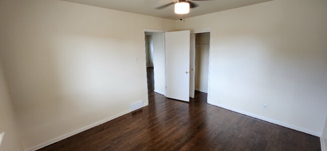 Building Photo - 3229 S 99th St