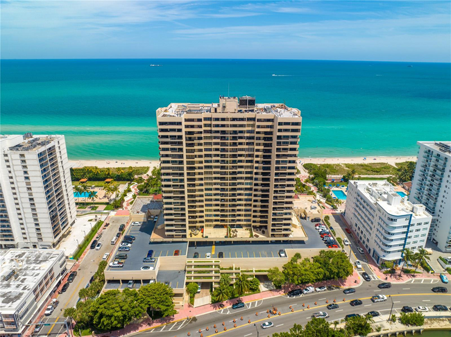 Foto del edificio - 2555 Collins Ave