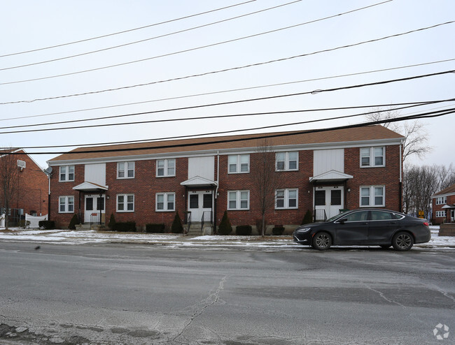 Building Photo - Roulier Heights