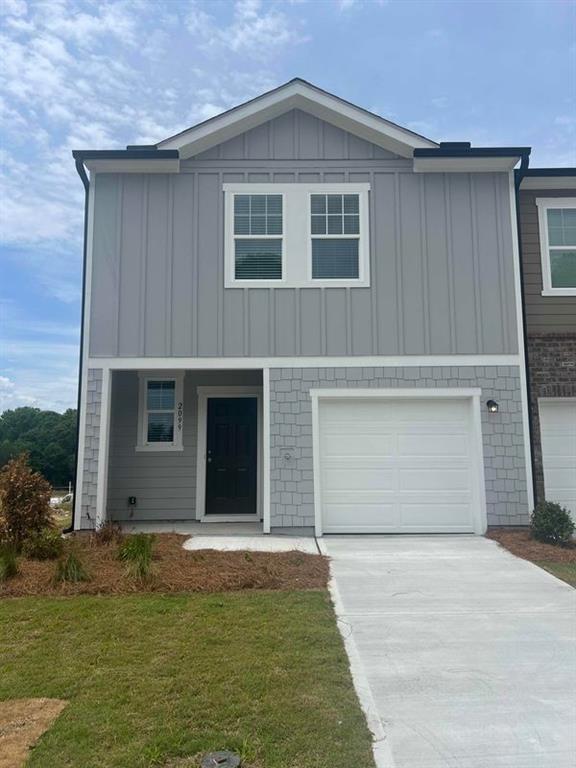 Building Photo - 2099 Emerson Dr