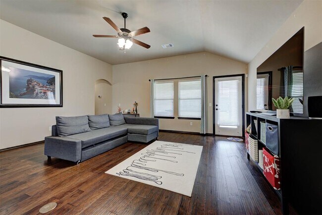 Foto del edificio - 2345 NW 191st Ct