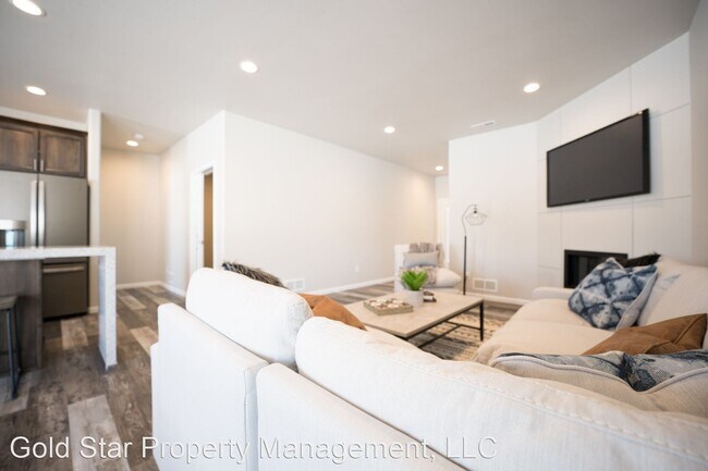 Building Photo - 2 br, 2 bath House - 3815 Lillian Ct SE