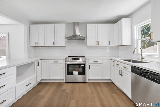 Building Photo - 59 Lenox Ave