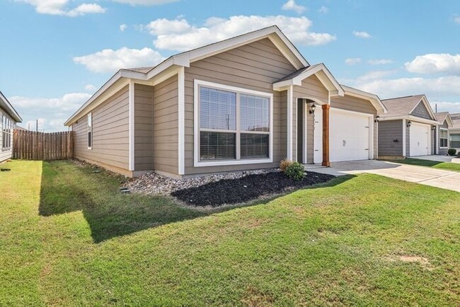 Building Photo - 516 Trinity Trl