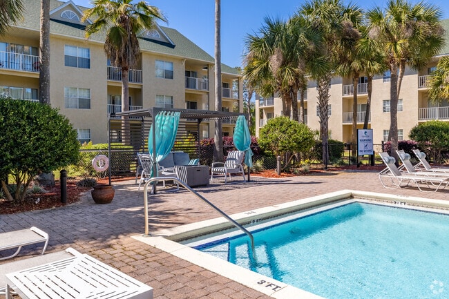 Pool - Coastline Apartments