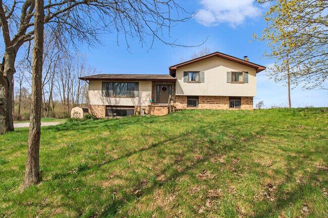 Foto del edificio - 8535 Scully Rd