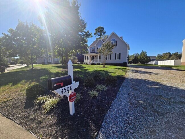 Building Photo - 4508 Heidi Turn