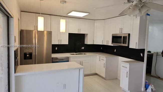 Foto del edificio - 10350 SW 220th St