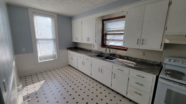 Foto del edificio - 609 E Watauga Ave