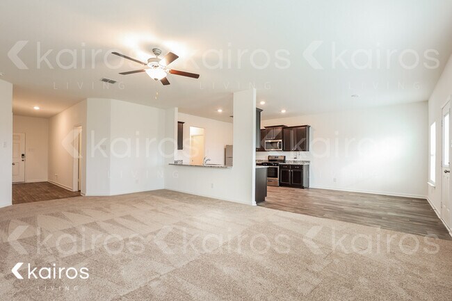 Foto del edificio - 938 Shady Brook