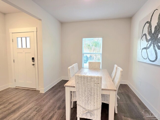 Building Photo - 7904 Sweet Retreat Ln