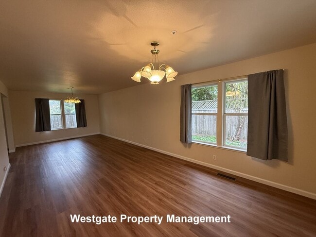 Foto del edificio - 821 B St