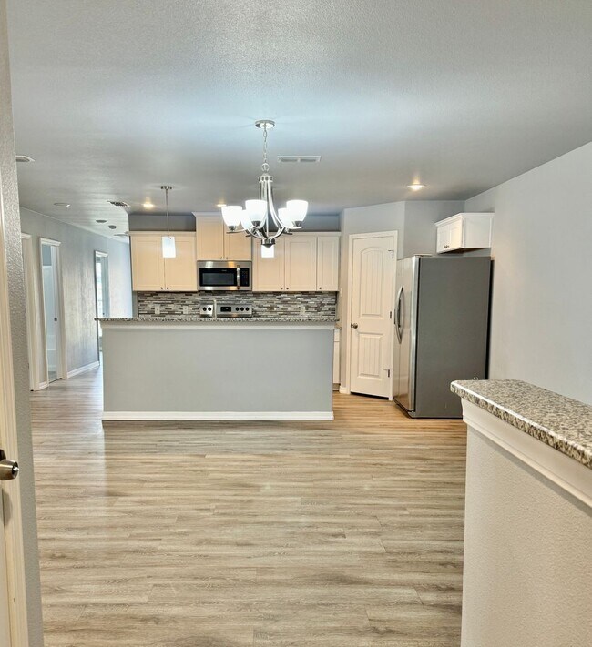 Foto del edificio - 1217 N Chicago Ave