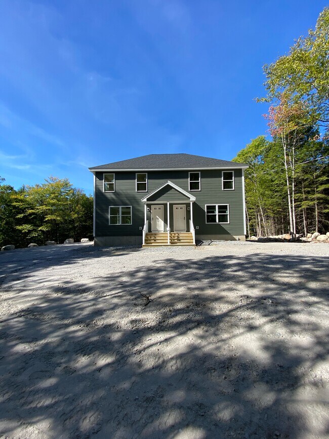 Building Photo - 16 Lumberjack Dr