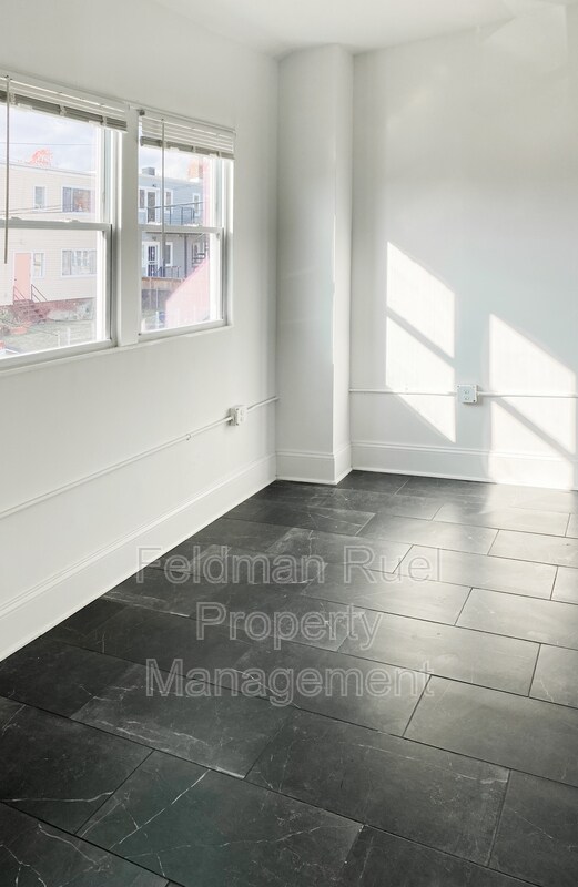 Foto del edificio - 4012 8th St NE