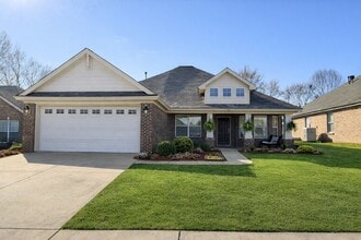 Building Photo - 3524 Claiborne Cir