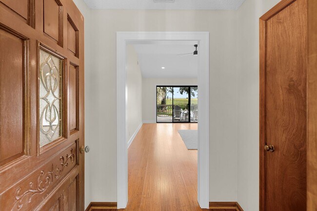 Foto del edificio - Home on Tidal Creek in Strathy Hall!