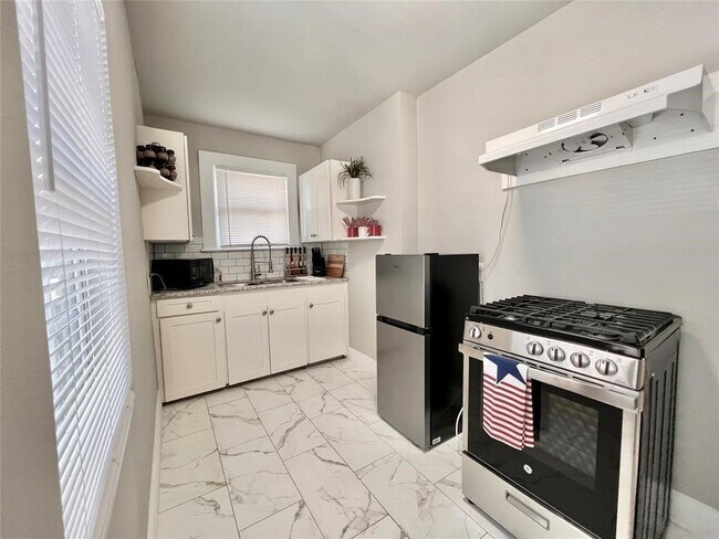 Foto del edificio - 5224 Leeland St