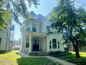 Building Photo - 4007 Southern Pkwy