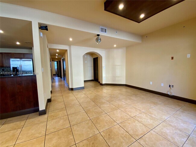 Foto del edificio - 8800 NW 107 Ct