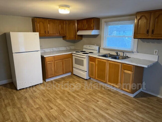 Foto del edificio - 229 1/2 S Wayne St