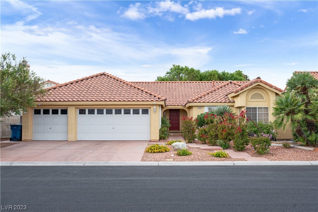 Primary Photo - 1225 Mission Del Mar Way
