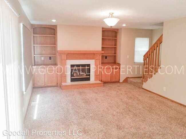Foto del edificio - 3 br, 2.5 bath House - 5102 Oakwood Lane